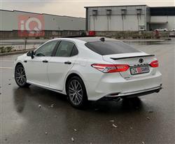 تۆیۆتا کامری